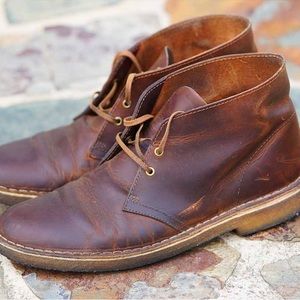 Clarks • Men’s Desert Chukka Boots Bees Wax Brown Size 10